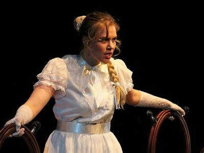 Билеты на Антракт (Театр на Малой Ордынке) / Театр | Афиша | ИнфоТаймс