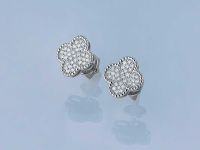 Пусеты из белого золота с бриллиантами э4701пс03220308