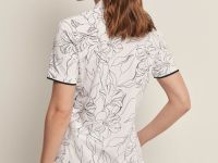 Поло приталенного силуэта с цветочным принтом