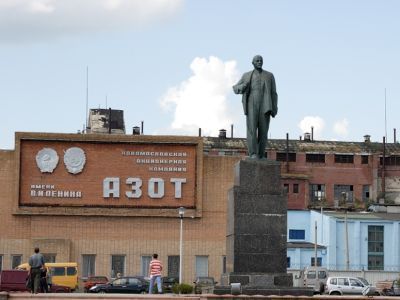 Памятник В.И. Ленину. 1961 г. Скульптор неизвестен. Бронза