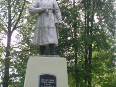 Воинское кладбище