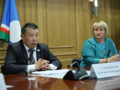 Небольшой спад уровня воды наблюдается в Якутске, Жатае и Кангалассах