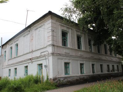 Дом Петренко