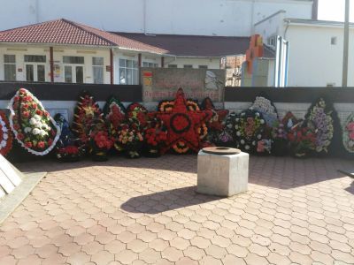 Братская могила 199 советских воинов, погибших в боях с фашистскими захватчиками