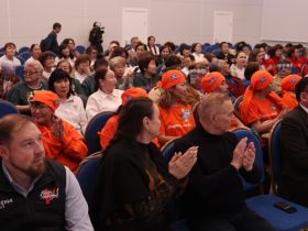 В Якутии в День волонтера отметили лучших добровольцев