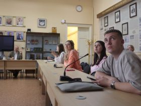 Мастер-класс секретаря СЖР Романа Серебряного прошел на факультете журналистики МГУ