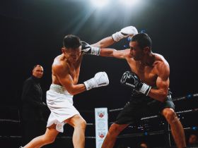 Боксёр из Якутии Михаил Варламов победил в главном бою «Битвы за контракт»