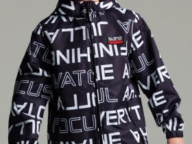 Куртка текстильная с полиуретановым покрытием для мальчиков (ветровка)