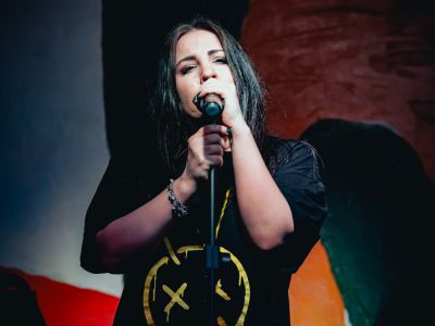 Мёртвые осы (121 — IZI)