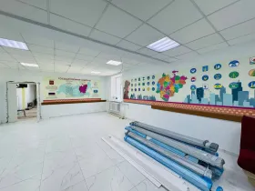 Дмитрий Садовников проверил строительство и ремонт школ в Якутске