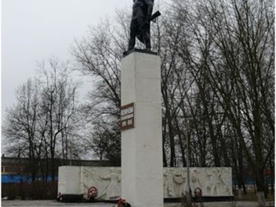 Памятник воинам-металлургам, погибшим на фронтах Великой Отечественной Войны