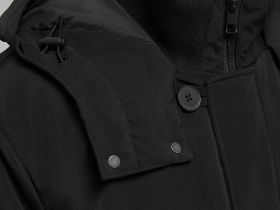 Утепленная куртка с капюшоном