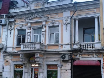 Здание «Семерджиевской фотографии»