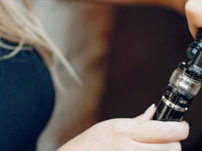 В России выросли штрафы за продажу вейпов несовершеннолетним