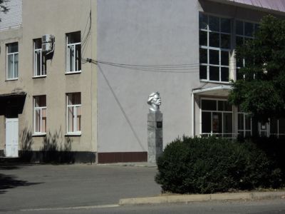 Памятник А.М.Горькому