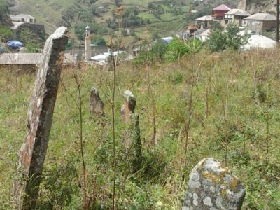 Стелы надмогильные одиночные (4 стелы)