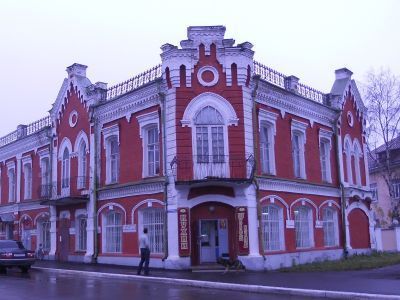 Торговые ряды (зд. дворянского собрания)