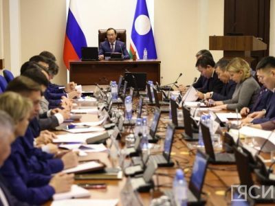 Глава Якутии поручил завершить мероприятия по нацпроектам на 2023 год в установленные сроки