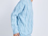 Свитер свободного кроя