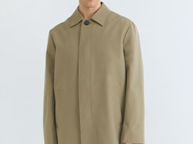 Плащ на пуговицах, Бежевый