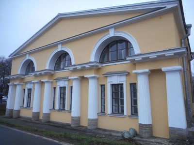 Флигель у оранжереи (гауптвахта)