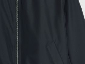 Утеплённый бомбер, Черный