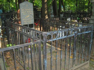 Могила - Веденеев Николай Денисович (1897-1964), Герой Советского Союза