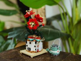 1285_MK Конструктор Красный цветок в горшке