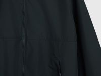 Ветровка с капюшоном, Черный