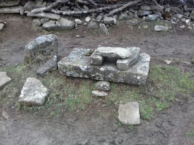 Стела надмогильная