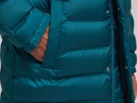 Утепленное полупальто с капюшоном