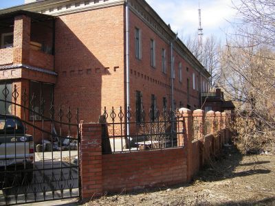 Дом с 4 квартирами (по 35 кв.саженей) Омского сельскохозяйственного училища