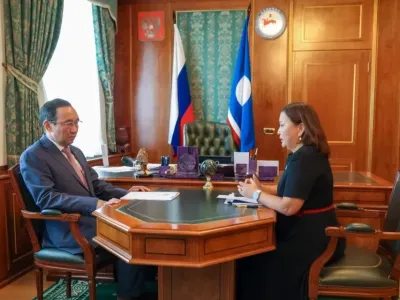 Подготовку к учебному году обсудили глава Якутии и министр образования