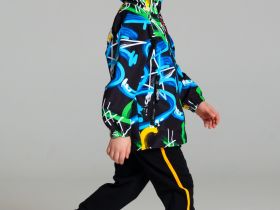 Куртка текстильная с полиуретановым покрытием для мальчиков (ветровка)