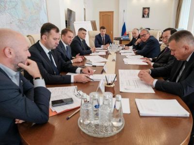 Айсен Николаев обсудил с главой минприроды РФ увеличение финансирования на охрану лесов от пожаров