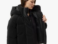 Женская укороченная куртка Lacoste с капюшоном