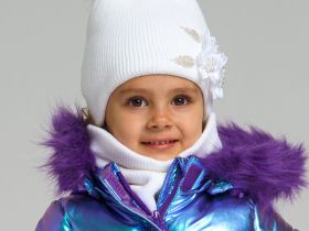 Комплект детский вязаный для девочки: шапка, снуд