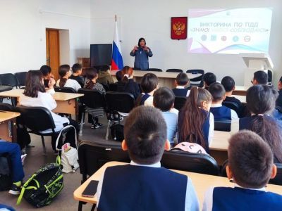 Занятия по правилам дорожного движения провели со школьниками села Ой