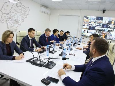 Министр экономического развития России встретился с бизнес-сообществом Якутии