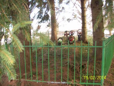 Братская могила воинов Советской Армии, погибших в 1941-1944 гг.