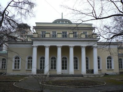 Дом Леонтьевых