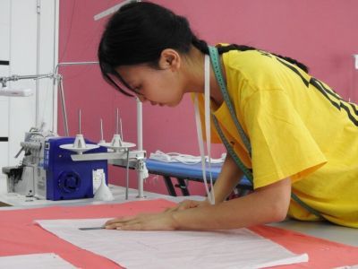 Будущие дизайнеры из Якутии соревнуются в компетенции «Технологии моды»