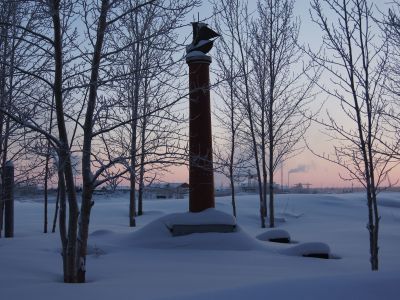 Памятник землепроходцам – открывателям Колымы