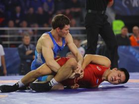 Виктор Рассадин начал с победы выступление на турнире Коркина