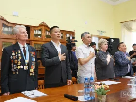 Петр Шамаев принял участие в награждении победителей конкурса сочинений «Опаленные войной»
