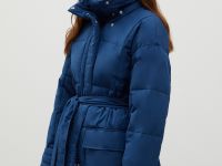 Куртка с капюшоном и поясом