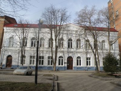 Здание высшего начального училища