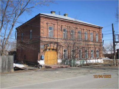 Жилой дом в "кирпичном стиле"