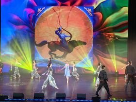 Танцующие полотна: в Якутске показали уникальный перформанс по картинам Миры Аргуновой