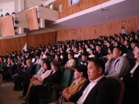 11 якутян стали победителями программы «Земский работник культуры»